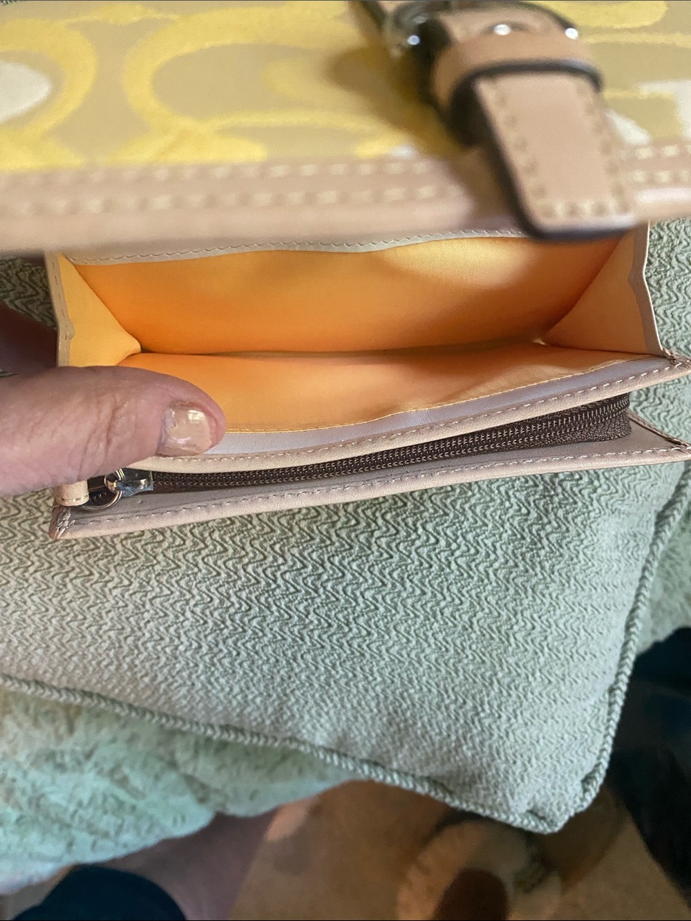 Coach Wallet - Picture 6 of 16